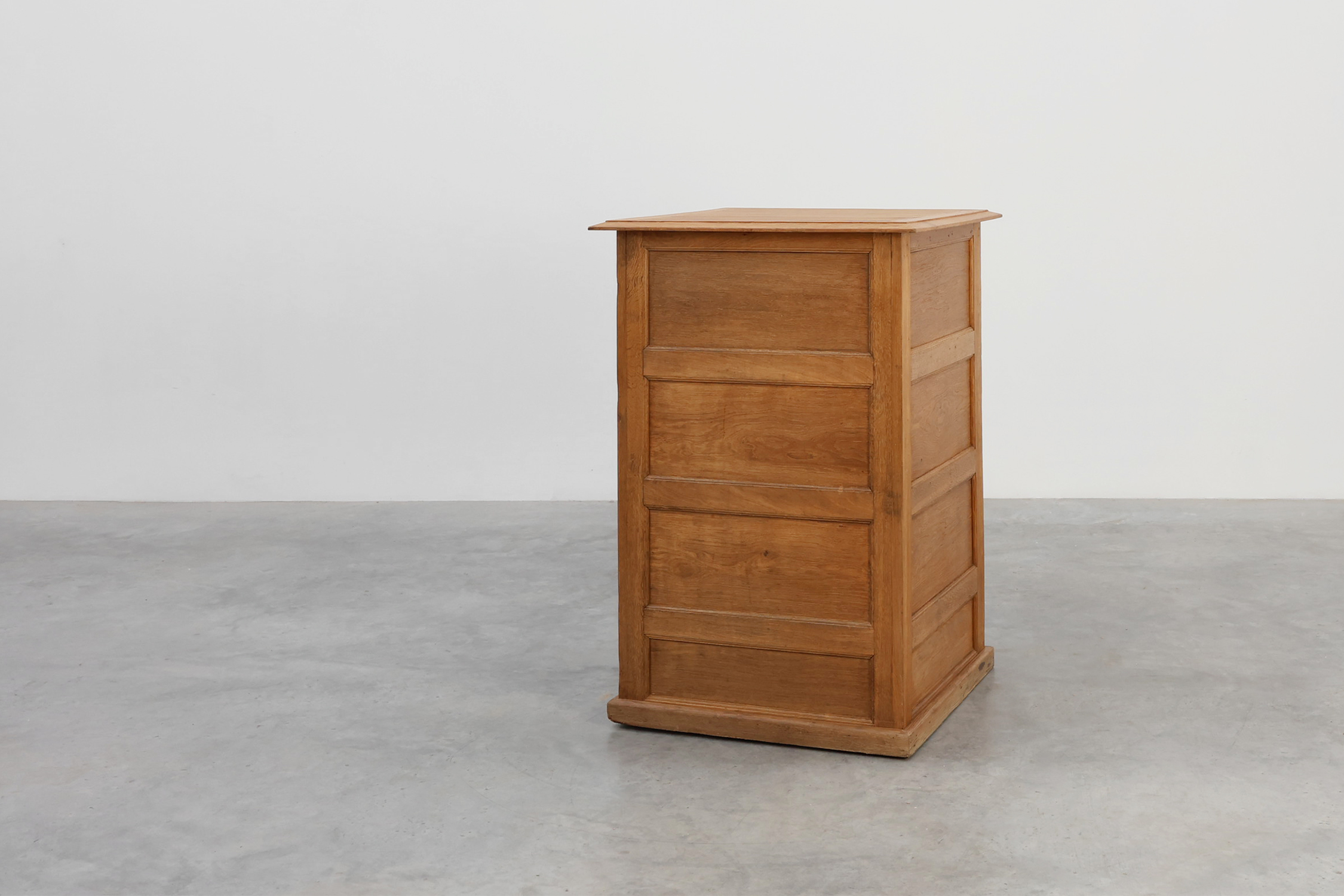 Industrial Oak Filing Cabinet with Brass Handles, United Kingdom, 1920sthumbnail